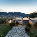 Karavos Sea View Apartament