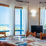 Karavos Sea View Appartamento *