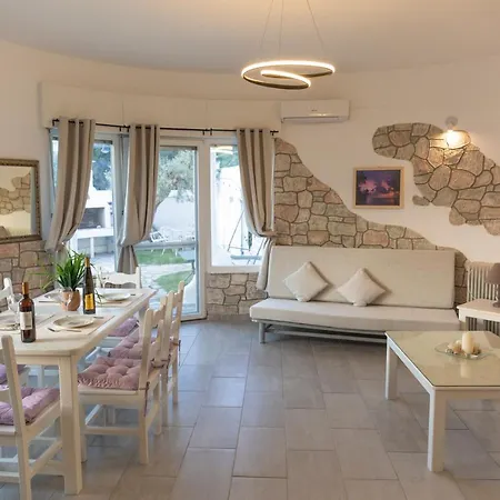 Karavos Sea View Appartamento Città di Skopelos