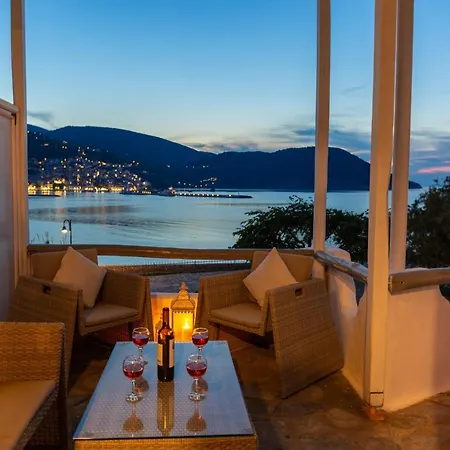 Karavos Sea View Daire