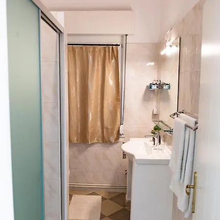 Karavos Sea View Apartment