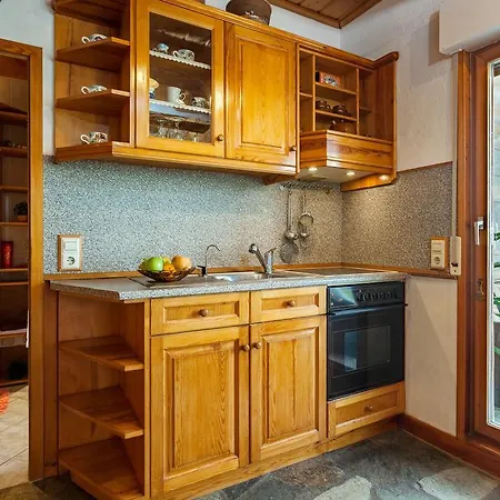 Apartment Karavos Sea View *